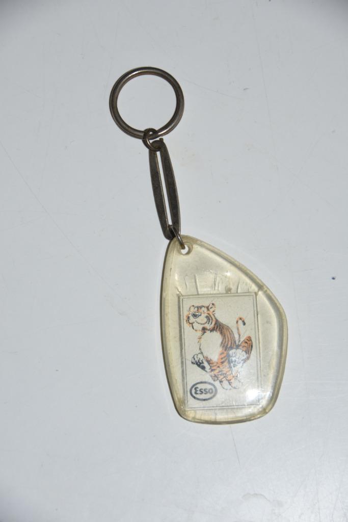 Oude jaren 60 Esso Tijger sleutelhanger, Verzamelen, Sleutelhangers, Merk, Ophalen of Verzenden