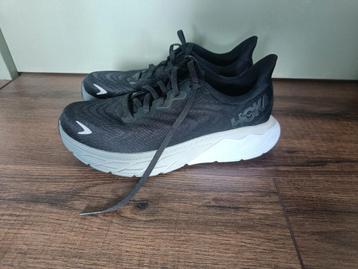 Hoka Arahi 6 maat 38 2/3 beschikbaar voor biedingen