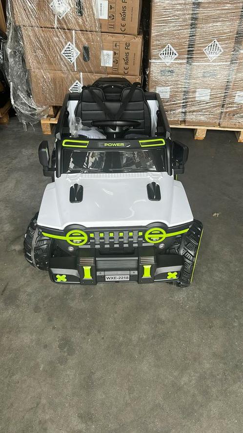 Elektrische Kinderauto 4x4 accu voertuig Afstandsbediening, Kinderen en Baby's, Speelgoed | Buiten | Accuvoertuigen, Zo goed als nieuw