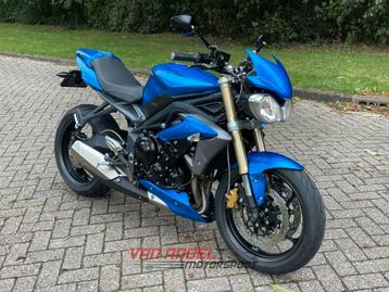 Triumph Street tripple 675 (bj 2014) beschikbaar voor biedingen