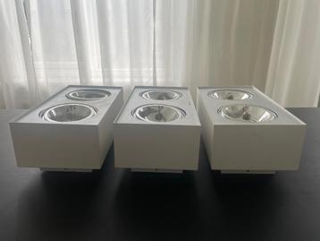 3x strakke witte dubbele plafond spots beschikbaar voor biedingen