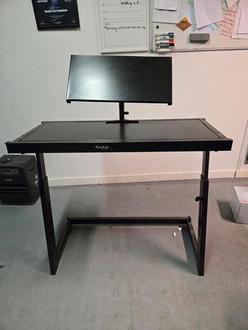 Ibiza DJ Tafel - Verstelbaar beschikbaar voor biedingen
