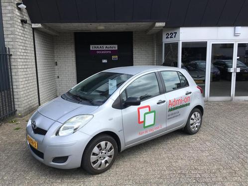 Toyota Yaris 1.3 VVTi Comfort / 5 DEUREN / METALLIC LAK / AP, Auto's, Toyota, Bedrijf, Te koop, Yaris, ABS, Airbags, Centrale vergrendeling