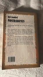 M. Hofstede - Het raadsel Nostradamus, Spiritualiteit algemeen, Ophalen of Verzenden, Zo goed als nieuw, M. Hofstede