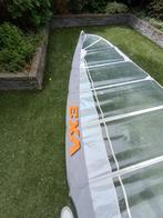Gratis Neilpryde zeil, Watersport en Boten, Windsurfen, Ophalen, Gebruikt, Zeil, 5 tot 7 m²