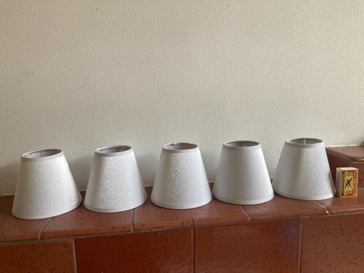 5 spierwitte witte vilten stevige lampenkapjes Ibiza style, Huis en Inrichting, Lampen | Lampenkappen, Zo goed als nieuw, Ophalen of Verzenden