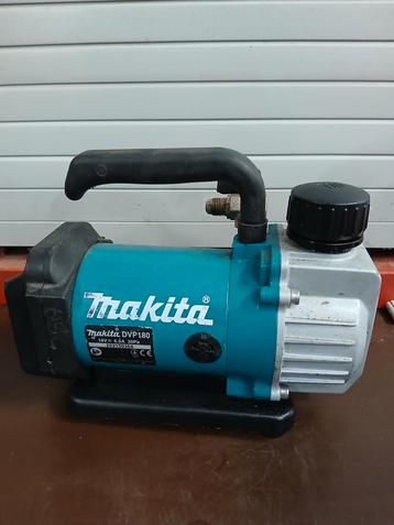 Makita vacuümpomp 18 volt DVP180 inclusief btw beschikbaar voor biedingen