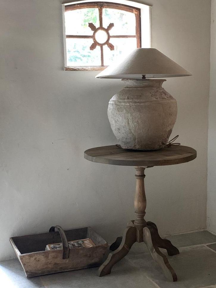 Landelijke wijntafel * rond bijzettafeltje * Huisje Sfeer, Huis en Inrichting, Tafels | Bijzettafels, Nieuw, Rond, 60 cm of meer