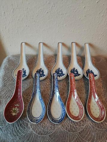 Tien prachtige Chinese porseleinen lepels  beschikbaar voor biedingen