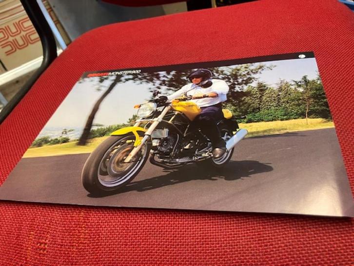 Nieuwe folder Ducati M900 Monster Mostro 900 origineel, Motoren, Handleidingen en Instructieboekjes, Ducati, Ophalen of Verzenden