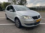 Volkswagen Touran VAN 1.9 TDI 103KW AUT 2010, Auto's, 4 cilinders, Volkswagen, Bedrijf, Diesel