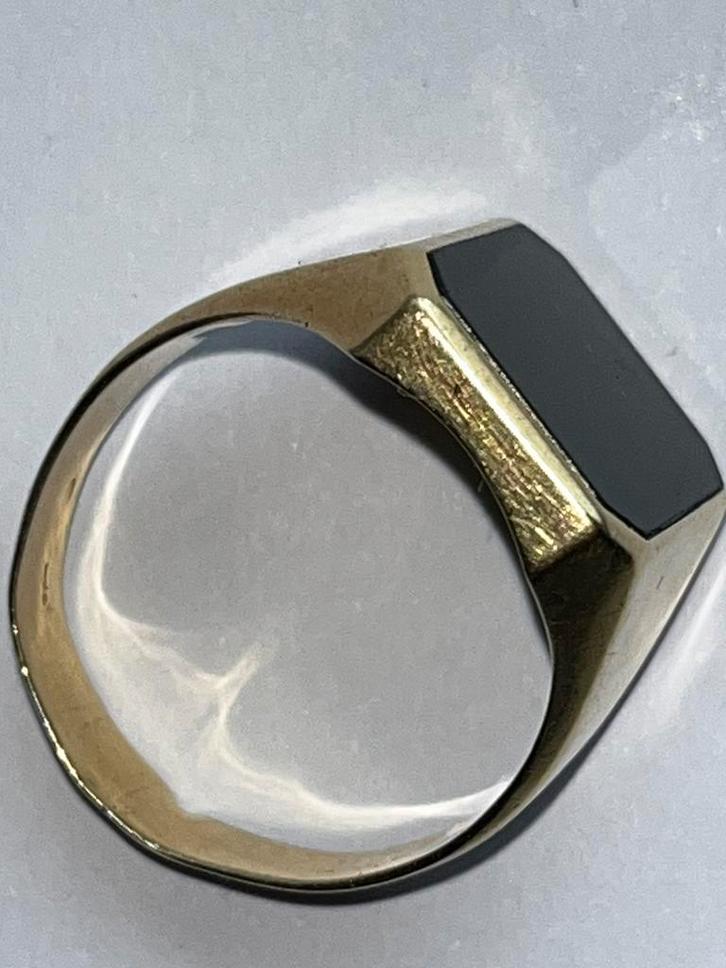 14k gouden zegelring goud, Sieraden, Tassen en Uiterlijk, Ringen, Zo goed als nieuw, Heer, 20 of groter, Goud, Goud, Met edelsteen