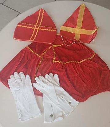 Sinterklaas kleding set beschikbaar voor biedingen