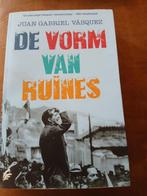 Juan Gabriel Vásquez - De vorm van ruïnes, Ophalen of Verzenden, Zo goed als nieuw, Nederland, Juan Gabriel Vásquez