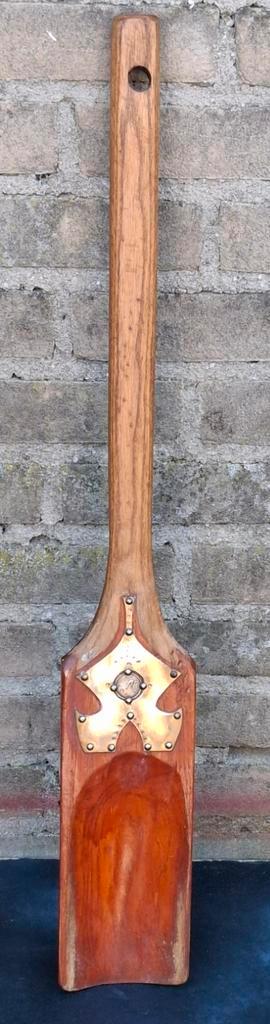 Beugelen. Slaghout/sleger/schop. Oud. Ornament.  69 cm. beschikbaar voor biedingen