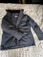 Mooie warme Blauer jas in donkerblauw met capuchon, Kleding | Heren, Jassen | Winter, Ophalen of Verzenden, Zo goed als nieuw