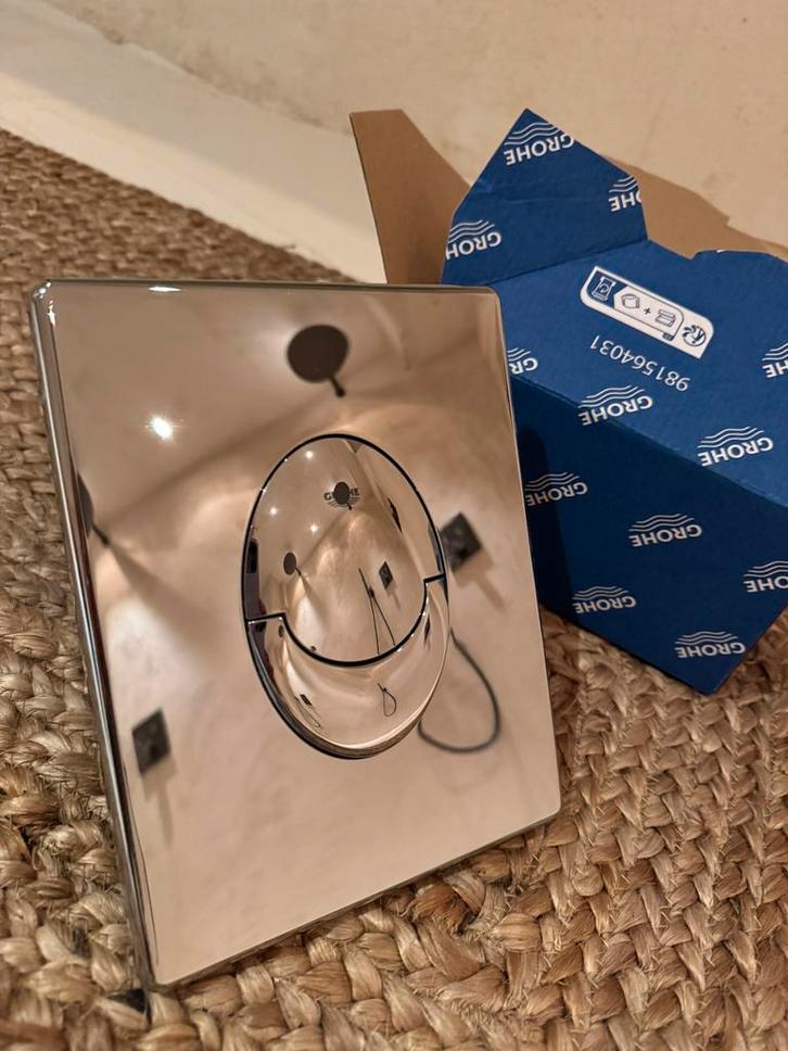Grohe Bedieningsplaat Chroom - Nieuwstaat, Doe-het-zelf en Verbouw, Sanitair, Nieuw, Toilet, Chroom, Ophalen