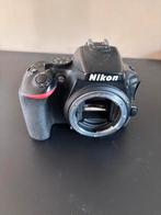 Nikon D5600 + 4 lenzen + accessoires, Gebruikt, Spiegelreflex, Ophalen of Verzenden, Nikon
