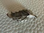 Q174/Zilveren mini BLAD broche, Gebruikt, Verzenden, Minder dan 4 cm, X