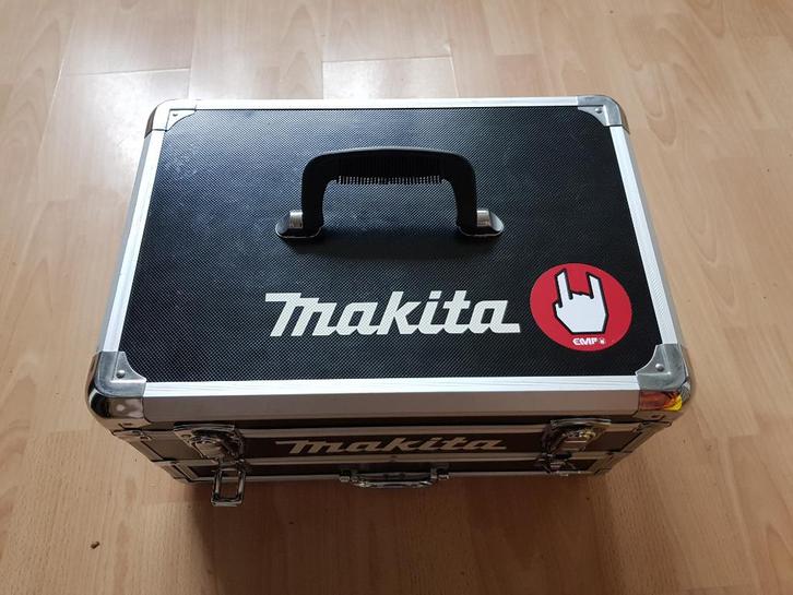 makita schoefboor set 14v kist, Doe-het-zelf en Verbouw, Gereedschap | Boormachines, Gebruikt, Boor- en Schroefmachine, Minder dan 400 watt