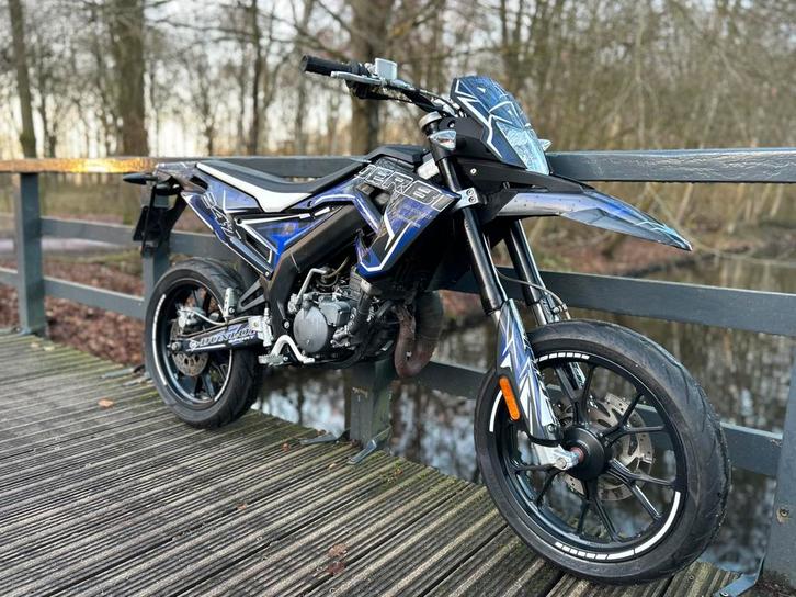 Derbi Senda X-Treme uit 2019!, Fietsen en Brommers, Brommers | Derbi, Zo goed als nieuw, Maximaal 45 km/u, Ophalen