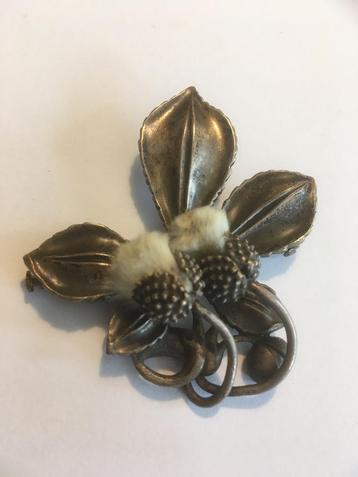 Antiek Zilveren Broche ( in Hilversum ) beschikbaar voor biedingen