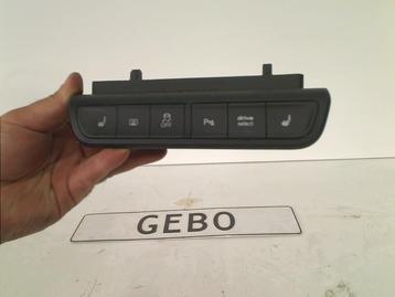 BEDIENINGSPANEEL VERWARMING Audi A1 Sportback (8XA / 8XF) beschikbaar voor biedingen