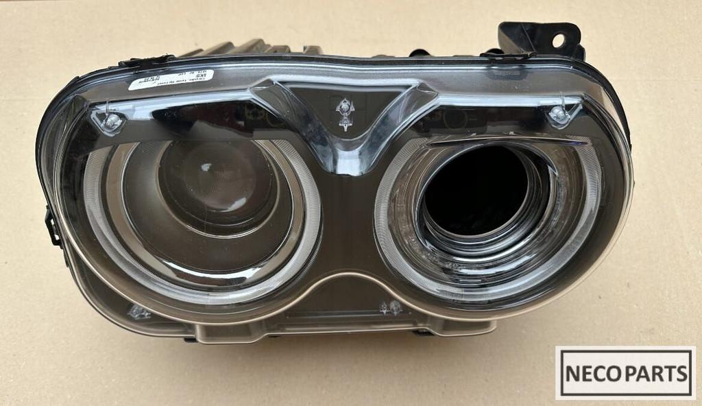 DODGE CHALLENGER XENON KOPLAMP 68384438 ALLES LEVERBAAR !!!, Auto-onderdelen, Verlichting, Ophalen of Verzenden, Gebruikt, Dodge