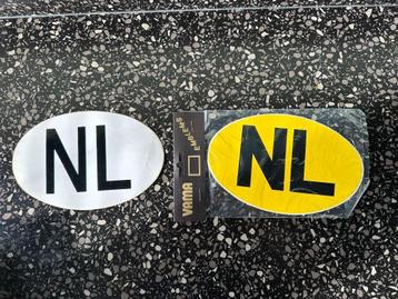 2 zeer fraaie NL stickers. NOS. Voor op Uw oldtimer!  beschikbaar voor biedingen