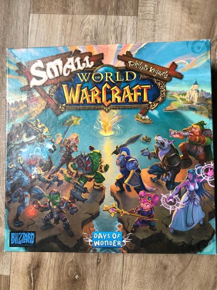 Small world of warcraft, Hobby en Vrije tijd, Gezelschapsspellen | Bordspellen, Zo goed als nieuw, Vijf spelers of meer, Ophalen