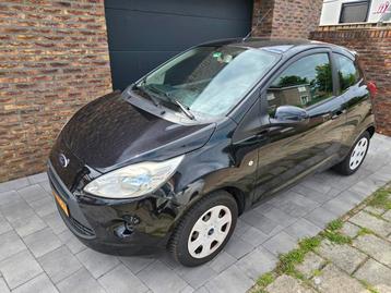 Ford Ka 1.2 69pk 2012 Zwart met airco beschikbaar voor biedingen