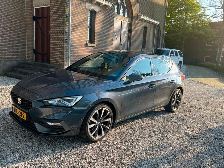 Seat Leon 1.5 Etsi 150pk Dsg-7 2021 Grijs, Auto's, Seat, Particulier, ABS, Achteruitrijcamera, Adaptieve lichten, Adaptive Cruise Control