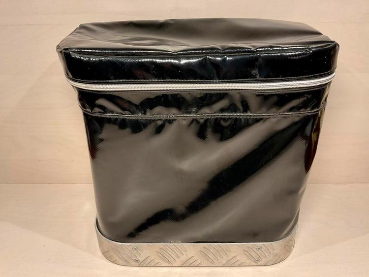 For Big-Feet by Basil stoere waterdichte fietstas, Fietsen en Brommers, Fietsaccessoires | Fietsmanden, Zo goed als nieuw, Ophalen of Verzenden