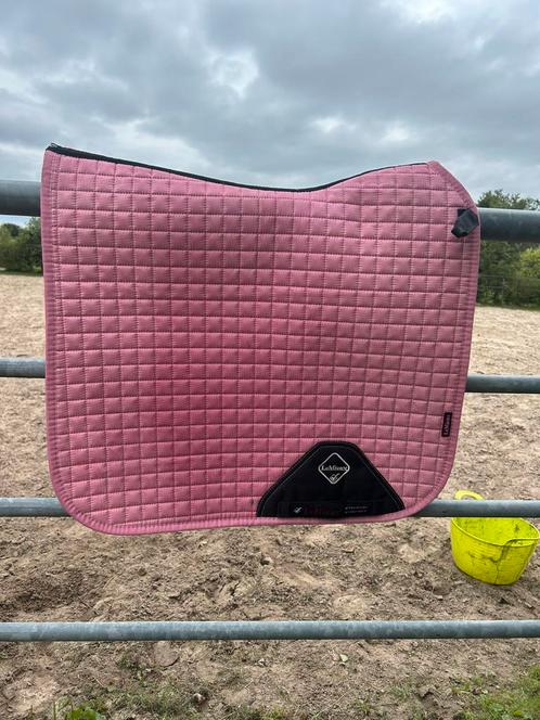 Dekje LeMieux Blush Pink Dressuur L, Dieren en Toebehoren, Paarden en Pony's | Dekens en Dekjes, Zo goed als nieuw, Dekje, Ophalen of Verzenden