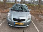 Toyota Yaris 1.3 16V Vvt-i 3DR MMT 2006 Grijs, Auto's, Toyota, 40 €/maand, 750 kg, 4 cilinders, Origineel Nederlands