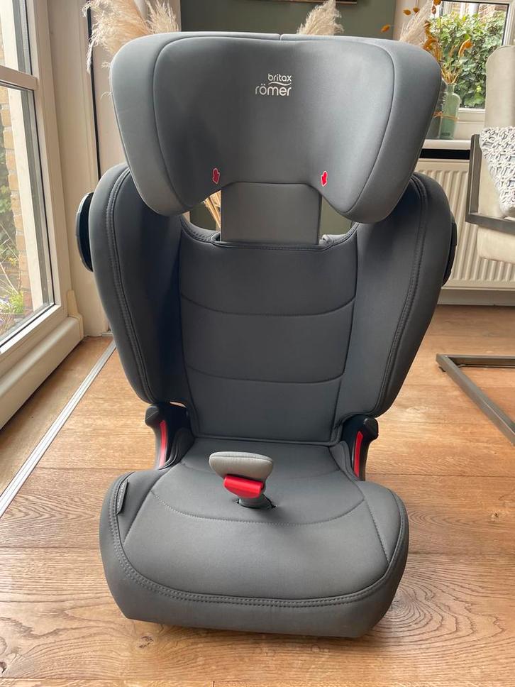 Britax Römer Kidfix 3 M Autostoel - Zo Goed Als Nieuw, Kinderen en Baby's, Autostoeltjes, Zo goed als nieuw, Romer, 15 t/m 36 kg