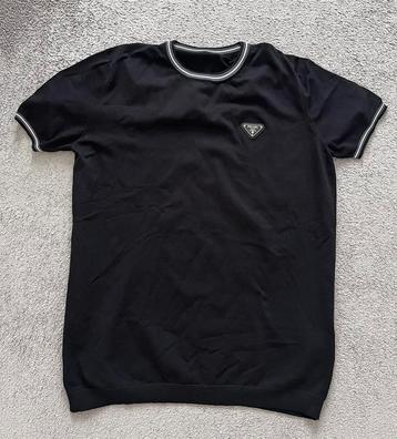 Prada shirt! beschikbaar voor biedingen