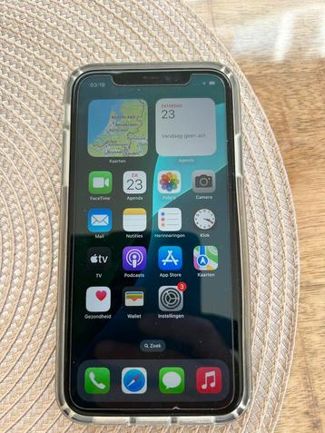 Iphone 11 in goede staat beschikbaar voor biedingen