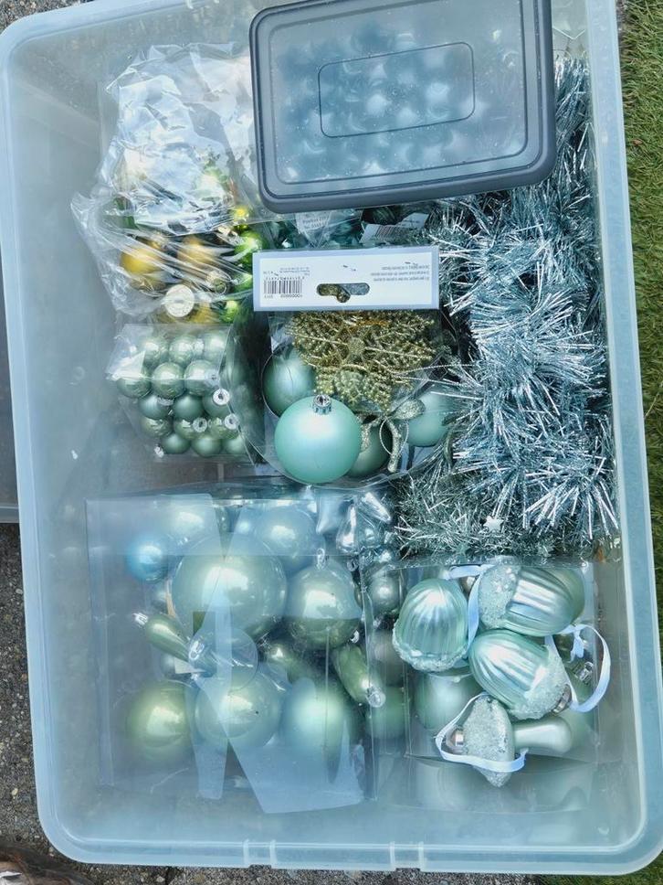 Grote partij Kerstspullen 25 grote dozen vol in 1 koop, Diversen, Kerst, Zo goed als nieuw, Ophalen