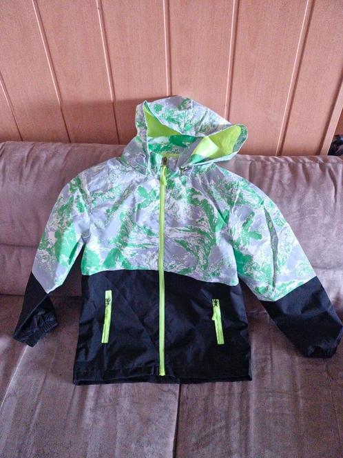 Zomerjas/tussenjas NIEUW, Kinderen en Baby's, Kinderkleding | Maat 134, Nieuw, Jongen, Jas, Ophalen