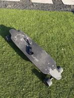 Elektrisch longboard - incl. lader + afstandsbediening, Sport en Fitness, Skateboarden, Ophalen of Verzenden, Zo goed als nieuw