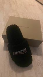 Balenciaga fluffy slippers, Slippers, Zwart, Nieuw, Ophalen of Verzenden