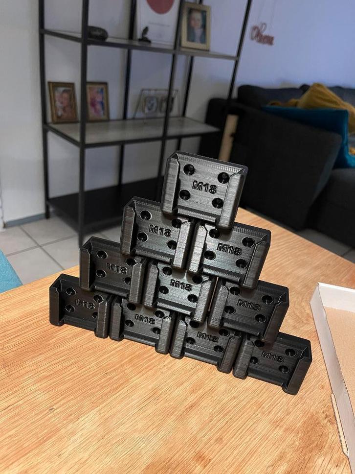 Milwaukee M18 18v Accu Batterij houders GRATIS VERZENDEN!, Doe-het-zelf en Verbouw, Gereedschap | Boormachines, Nieuw, Boor- en Schroefmachine