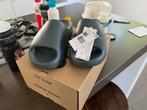 Adidas Yeezy Slides Slate Marine - 43, Overige kleuren, Nieuw, Ophalen of Verzenden, Sneakers of Gympen