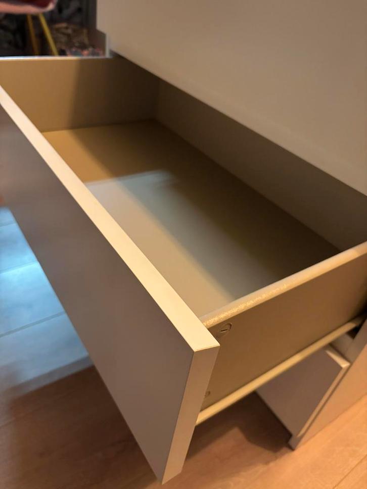 Malm IKEA ladekast, Huis en Inrichting, Kasten | Dressoirs, Gebruikt, 50 tot 100 cm, 25 tot 50 cm, Met lade(s), Kunststof, Ophalen