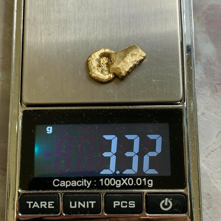 3,32g Goudbaar - gemaakt van CPU Pins - Ongeraffineerd, Antiek en Kunst, Antiek | Goud en Zilver, Goud, Ophalen of Verzenden
