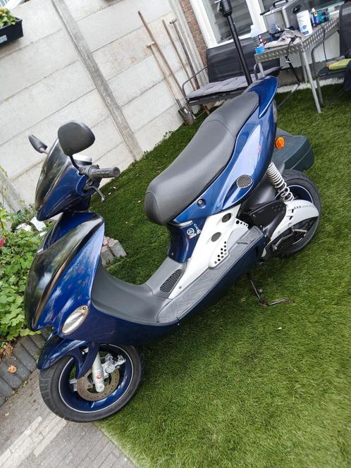 Malaguti firefox f15 lc 50cc 2t duits 🇩🇪, Fietsen en Brommers, Brommeronderdelen | Algemeen, Zo goed als nieuw, Ophalen