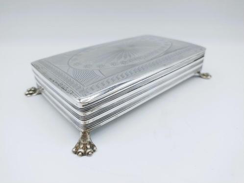 Zilveren sieradendoos vermaakt van tabaksdoos, 1839, Antiek en Kunst, Antiek | Goud en Zilver, Zilver, Verzenden