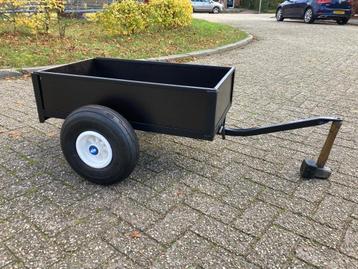 Aanhanger skelter (zo goed als nieuw) beschikbaar voor biedingen