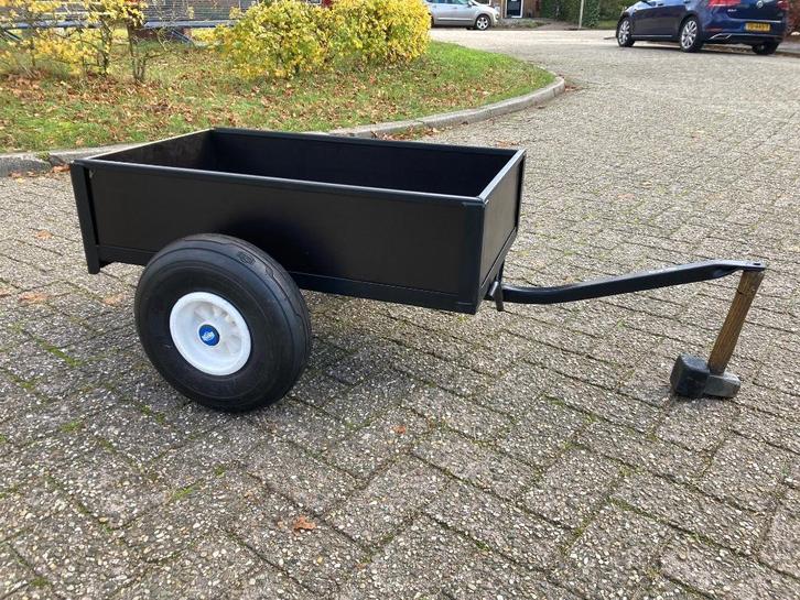 Aanhanger skelter (zo goed als nieuw), Kinderen en Baby's, Speelgoed | Buiten | Skelters, Zo goed als nieuw, Berg, Met kar of aanhanger